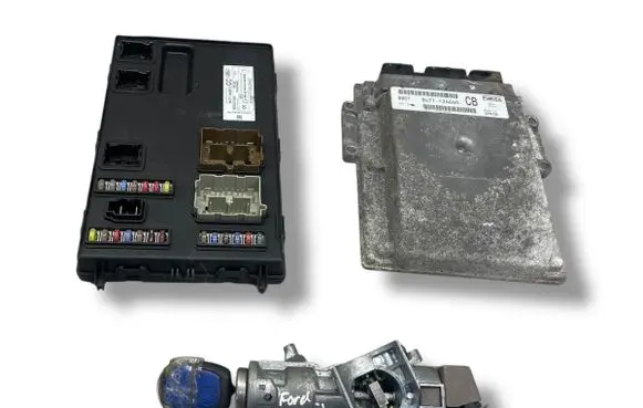 Ford Transit Engine ECU kit and lock set 8U7112A650CB Y2GFB1APF868 8C1T14A073CC