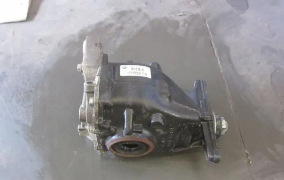 BMW X3 F25 Rear differential 7636994
