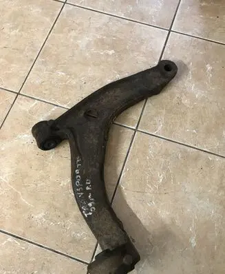 Volkswagen Transporter - Caravelle T5 Front lower control arm/wishbone