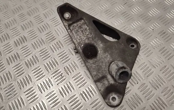 BMW X3 F25 Engine mounting bracket 6784829 22116784829