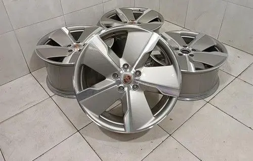 Porsche Taycan 9J1 R21 alloy rim 9J1601025AD
