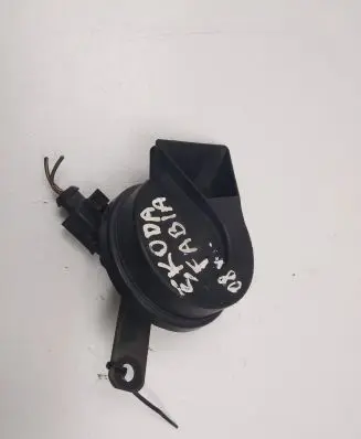 Skoda Fabia Mk2 (5J) Horn signal