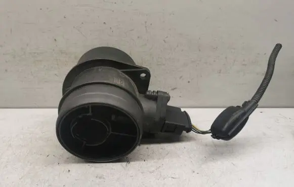 Volkswagen Jetta V Mass air flow meter 0281002461