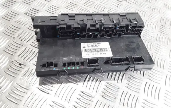 Mercedes-Benz E W211 Fuse box set