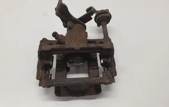 Opel Astra J Rear brake caliper