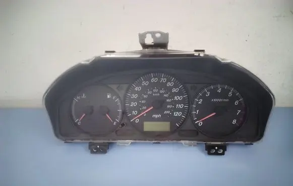 Mazda MPV Speedometer (instrument cluster) LC7155430A 6U21 1575100170