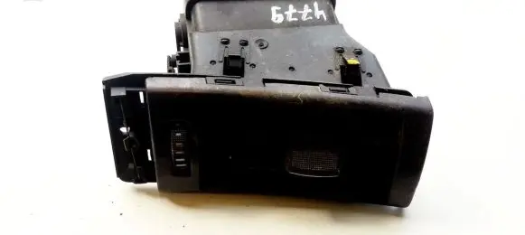 Audi A6 S6 C5 4B Dash center air vent grill 4B1820902