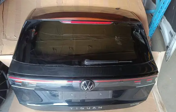 Volkswagen Tiguan Tailgate/trunk/boot lid 571