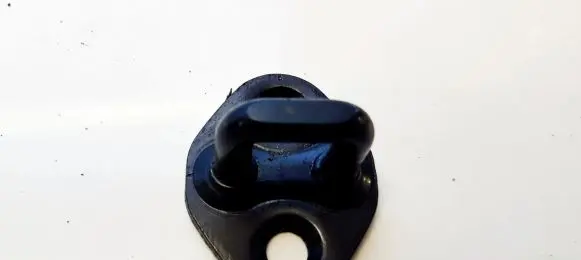 Hyundai i10 Front door lock loop/hook striker 