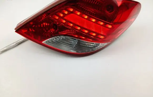 Peugeot 207 Rear/tail lights 9686565980