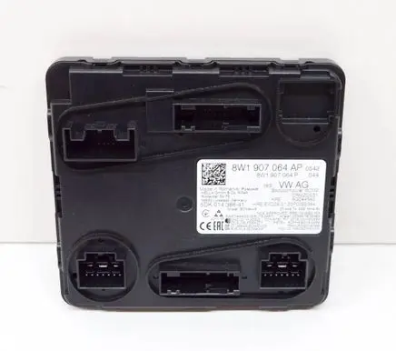 Audi e-tron Central body control module 8W1907064AP 5DK014366