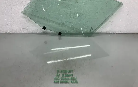 Peugeot 508 Front door window glass four-door 43R-000929