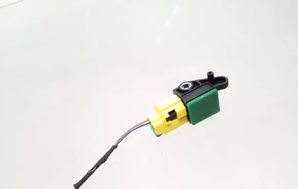 Volkswagen Tiguan Airbag deployment crash/impact sensor 5N0959351B