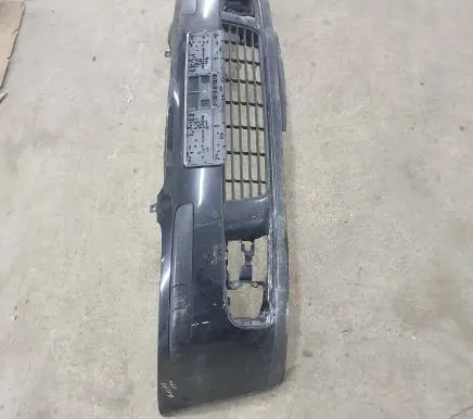 Volkswagen Golf V Front bumper 1K0807221 ZSB1K0807 77770