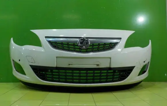 Opel Astra J Front bumper PRZOD XP93