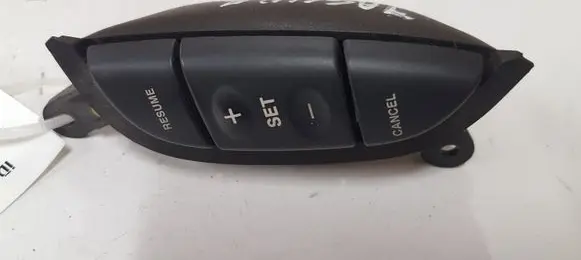Jaguar S-Type Steering wheel buttons/switches 2R8314K147AC