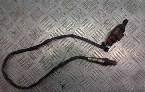 Audi A4 S4 B6 8E 8H Lambda probe sensor 06C906256