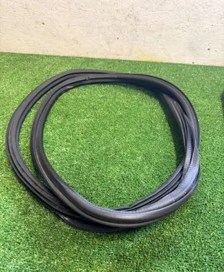 Skoda Octavia Mk4 Rear door rubber seal (on body) 5E7867367