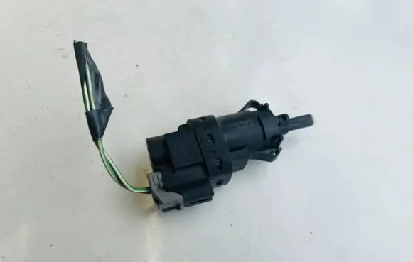 Ford Focus Brake pedal sensor switch 3m5t13480ab 3m5t-13480-ab