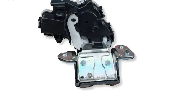 Mazda CX-5 Tailgate/trunk/boot lock/catch/latch C6728