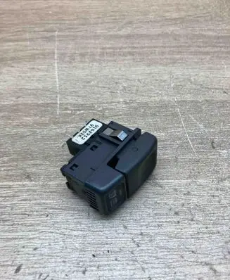 Volvo S70 V70 V70 XC Mirror heating switch 9162952 97W52K