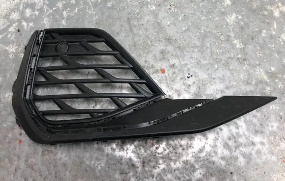 Audi A3 8Y Front bumper lower grill 8Y0807682J-BILI 8Y0807682J