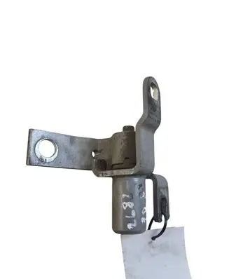 Ford Mondeo MK IV Front door upper hinge A046575 C8Q8A