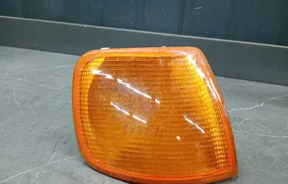 Ford Sierra Front indicator light 22300000D