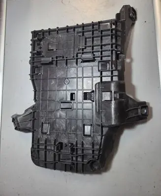 Mercedes-Benz E W214 Other engine bay part A2145451900