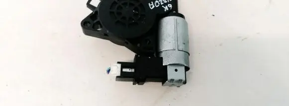 Mazda 3 I Rear door window regulator motor GJ6A5858X CM011730
