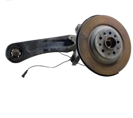 Rear wheel hub spindle/knuckle