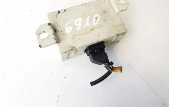 Audi A6 S6 C4 4A Immobilizer control unit/module 4A0953234 7606950219