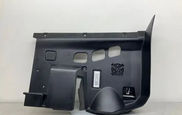 BMW 3 E92 E93 Dashboard lower bottom trim panel 7149812