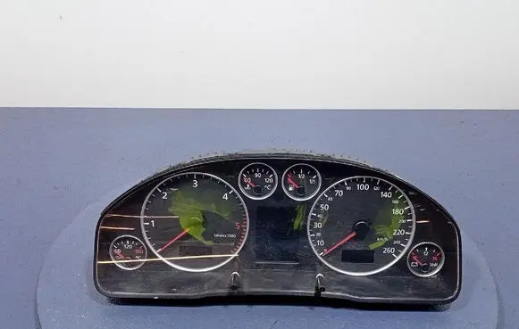 Audi A6 Allroad C5 Speedometer (instrument cluster) 4B0920933M