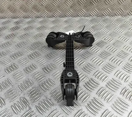 Skoda Enyaq iV A/C compressor mount bracket 1EA820034B