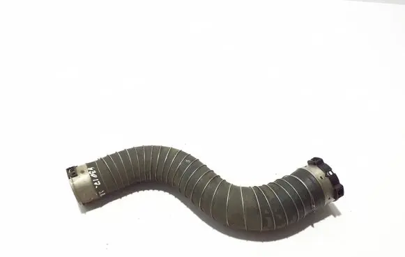 BMW 5 G30 G31 Intercooler hose/pipe 8572858