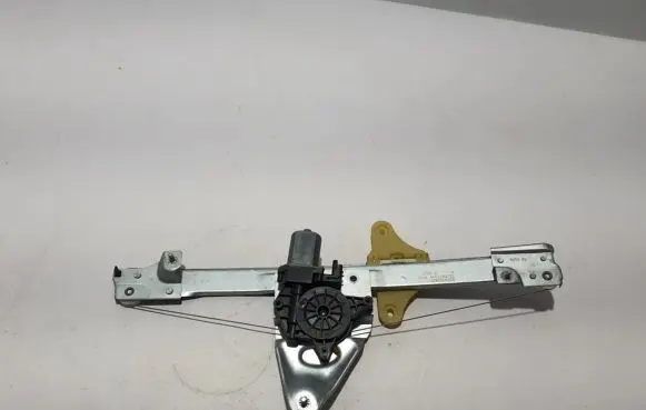 Dacia Duster II Front window lifting mechanism without motor 807201952R