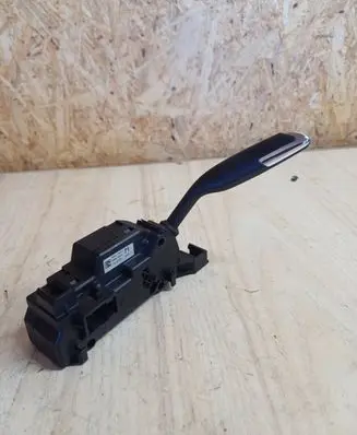 Citroen C4 Grand Picasso Gear shifter/selector 96811352XT 88500004