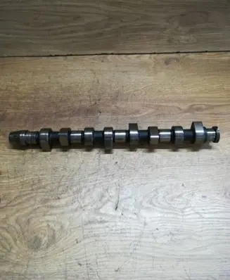 Volkswagen Golf IV Camshaft 