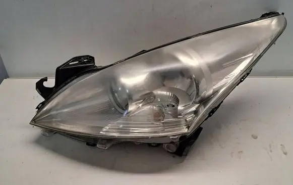 Peugeot 5008 Headlight/headlamp 9685472780