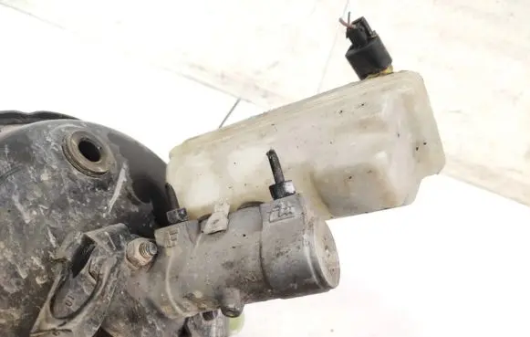 Ford Galaxy Master brake cylinder