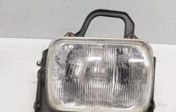 Mazda 323 F Headlight/headlamp