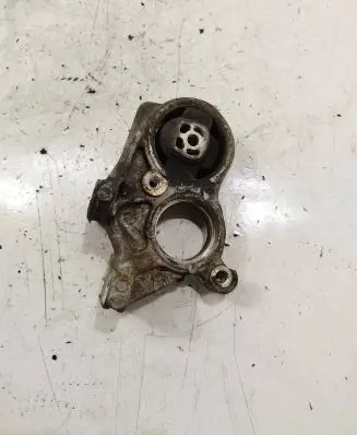 Peugeot 308 SW Driveshaft support bearing bracket 81090780