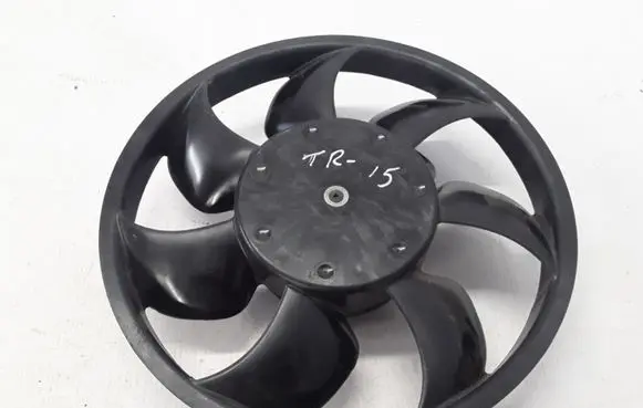 Renault Trafic III (X82) Radiator cooling fan shroud