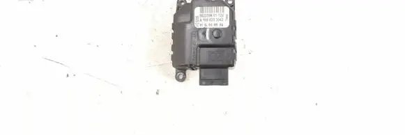 Mercedes-Benz A W169 Climate control unit 1698203042 1698201042