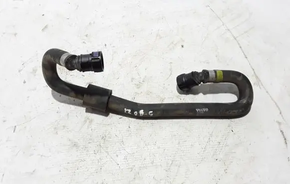 Volvo S90, V90 Engine coolant pipe/hose 31338404