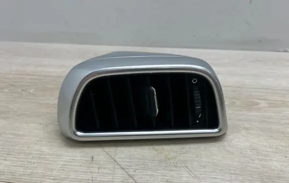 Porsche Cayenne (92A) Rear air vent grill 7P5819204B 4598004001 958819204