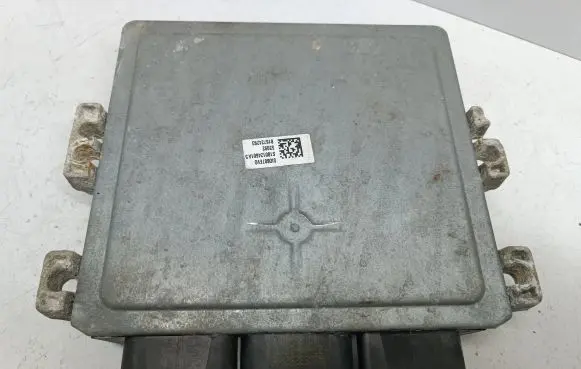 Ford Focus Engine control unit/module BV6112A650SF S180133006 SID807EVG