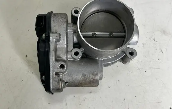 Ford Mustang V Throttle valve
