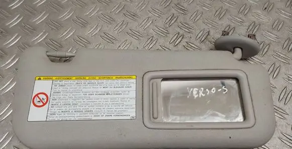 Toyota Verso-S Sun visor